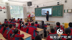  还加强了他们